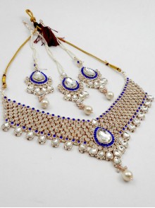 Stonestudded Jewelry Set